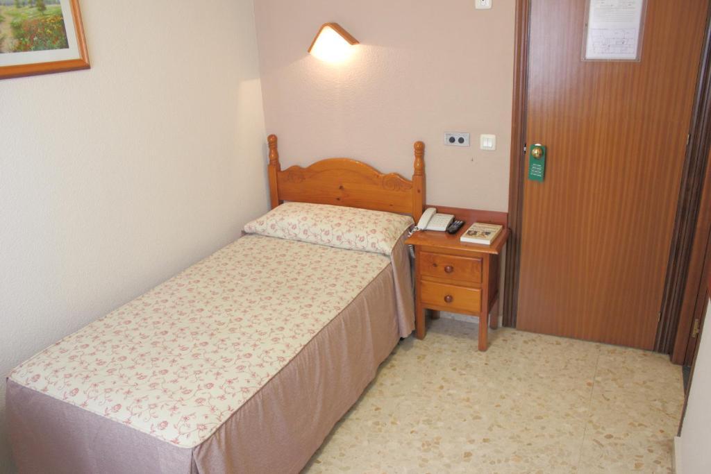 Hotel Abadi Cordoba Bilik gambar